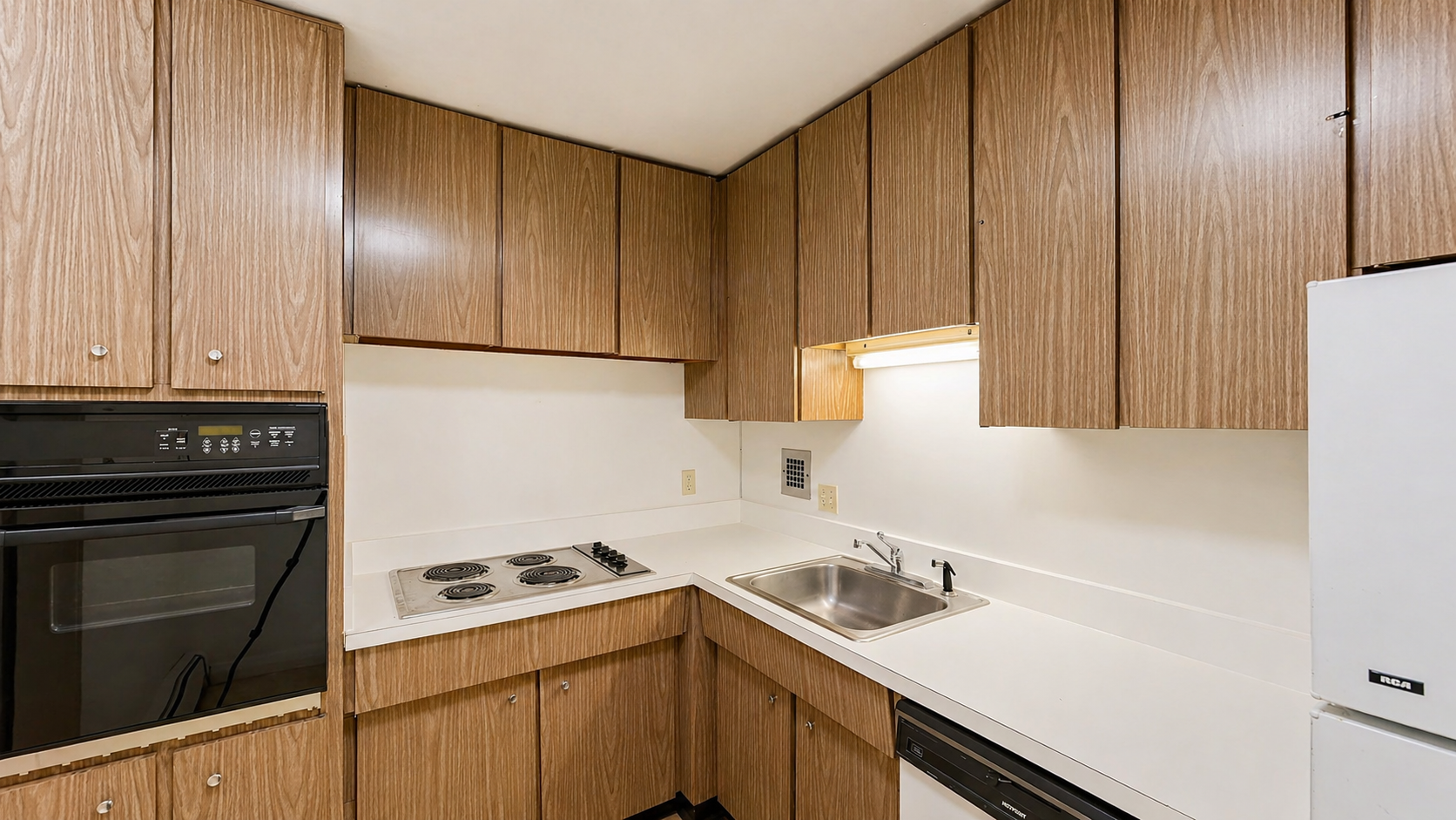 Regency Kitchen Slide 5